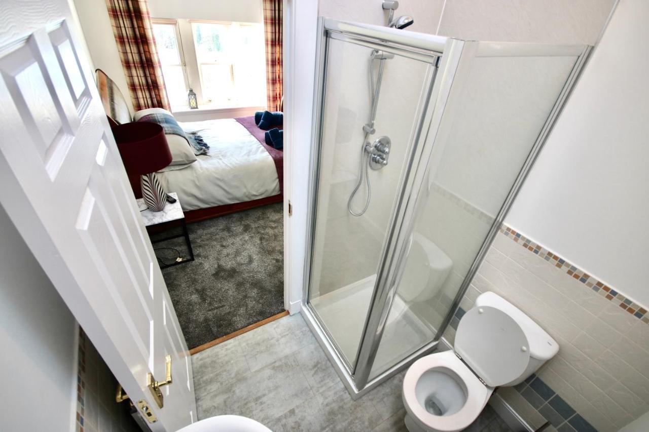 Serviced Accommodation Moray - Lesmurdie House 埃尔金 外观 照片