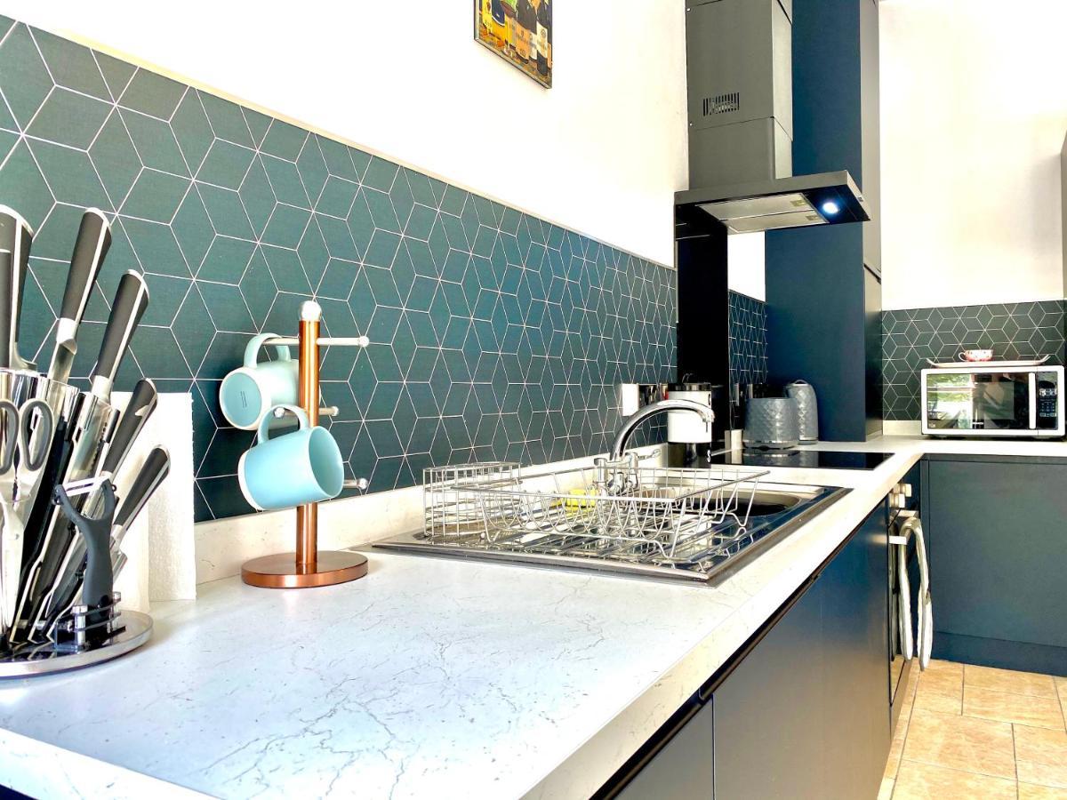 Serviced Accommodation Moray - Lesmurdie House 埃尔金 外观 照片