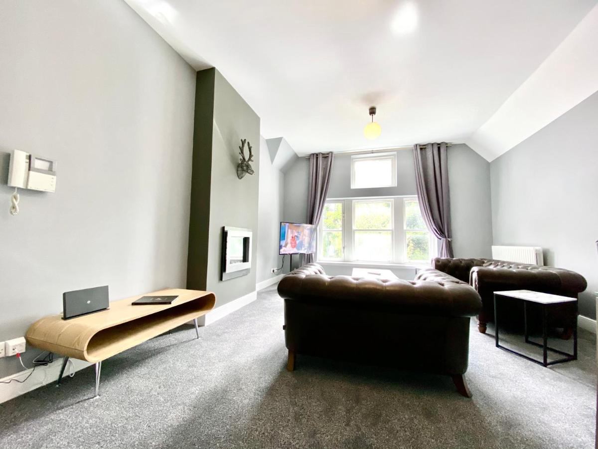 Serviced Accommodation Moray - Lesmurdie House 埃尔金 外观 照片